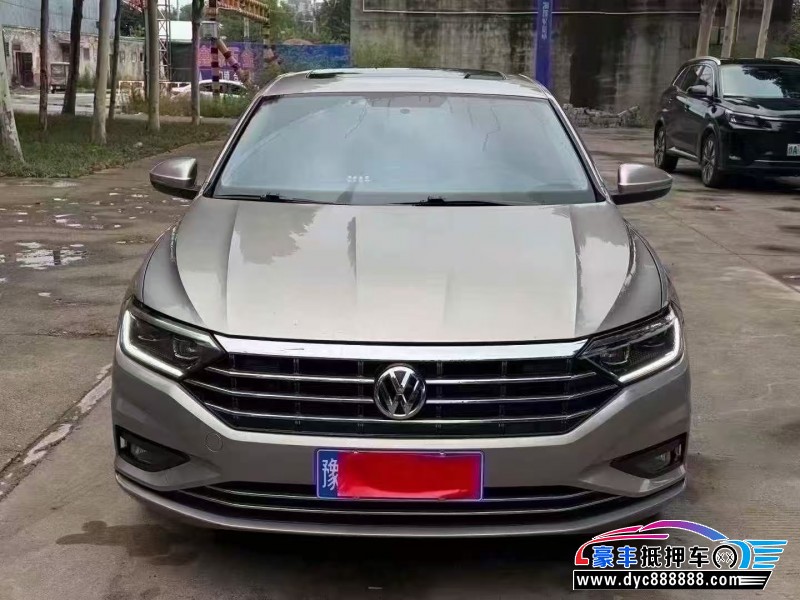 抵押车出售20年大众速腾轿车