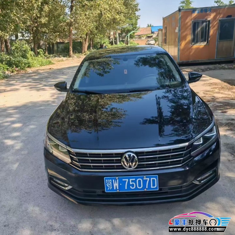 抵押车出售18年大众帕萨特轿车