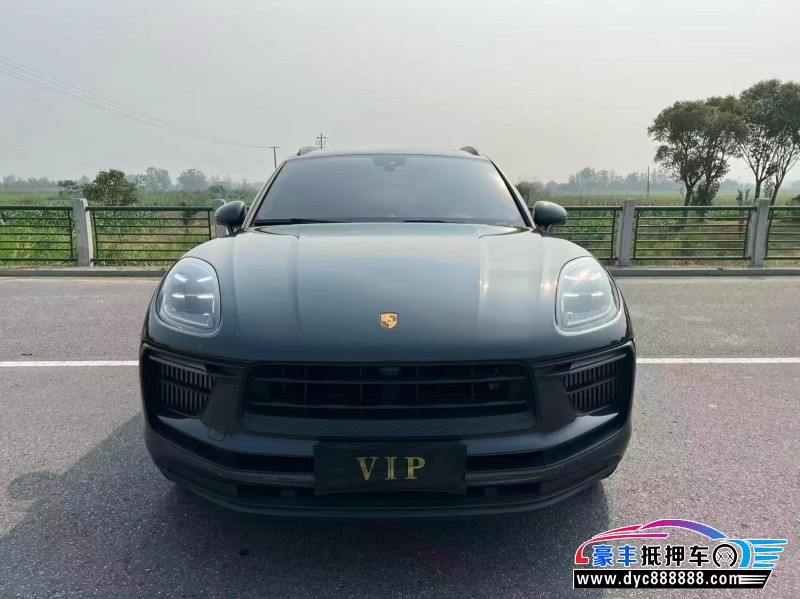抵押车出售23年保时捷Macan迈凯轿车