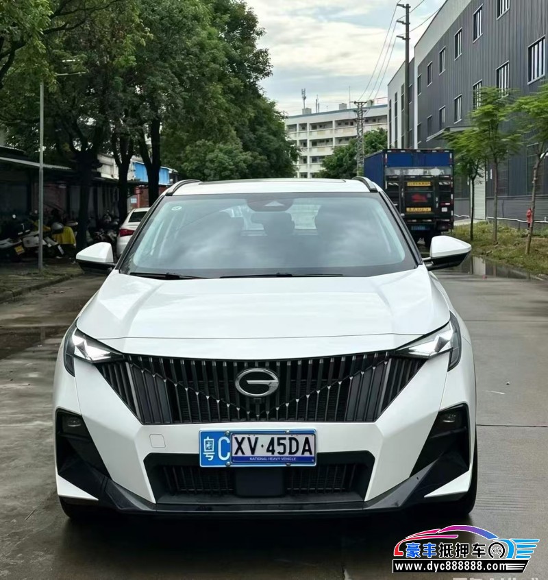 抵押车出售24年传祺gs3轿车