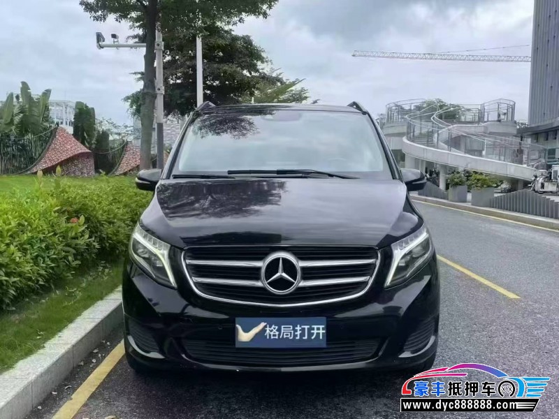 18年奔驰V轿车抵押车出售