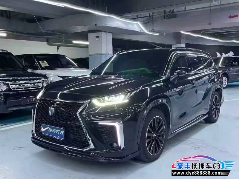 22年丰田皇冠轿车抵押车出售