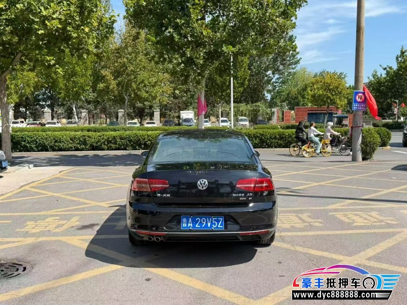 17年大众迈腾轿车抵押车出售