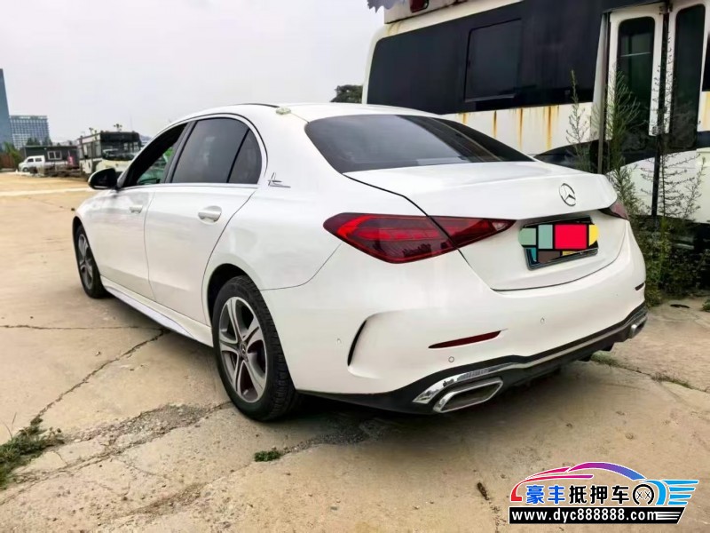 22年奔驰C轿车抵押车出售