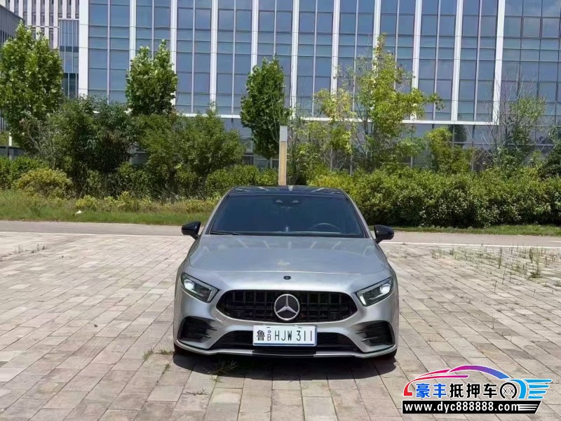 22年奔驰A级AMG轿车抵押车出售