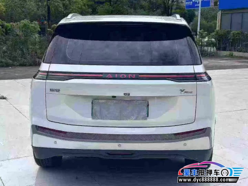 25年埃安Y70轿车抵押车出售