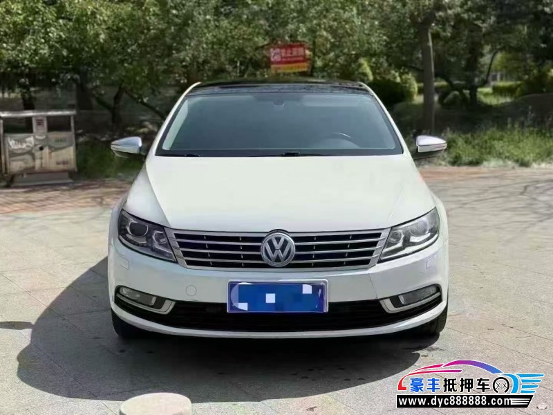 抵押车出售17年大众CC轿车