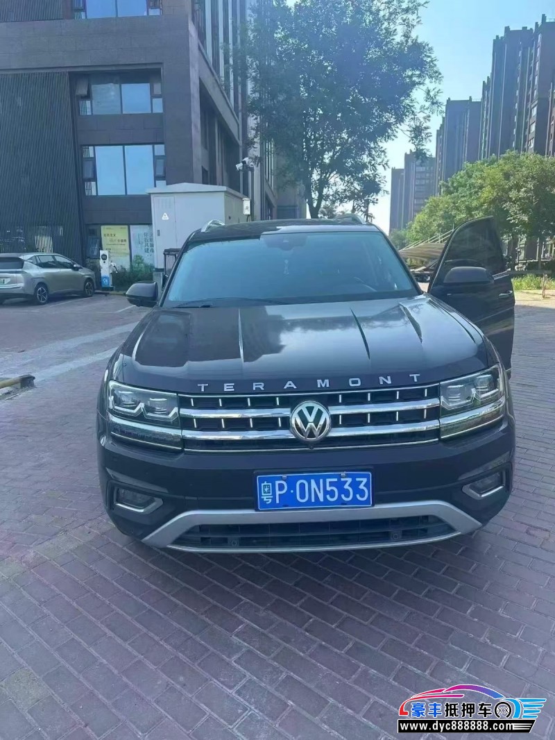 抵押车出售17年大众途昂SUV
