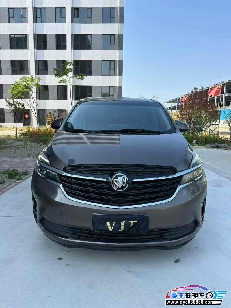 抵押车出售21年别克GL8轿车