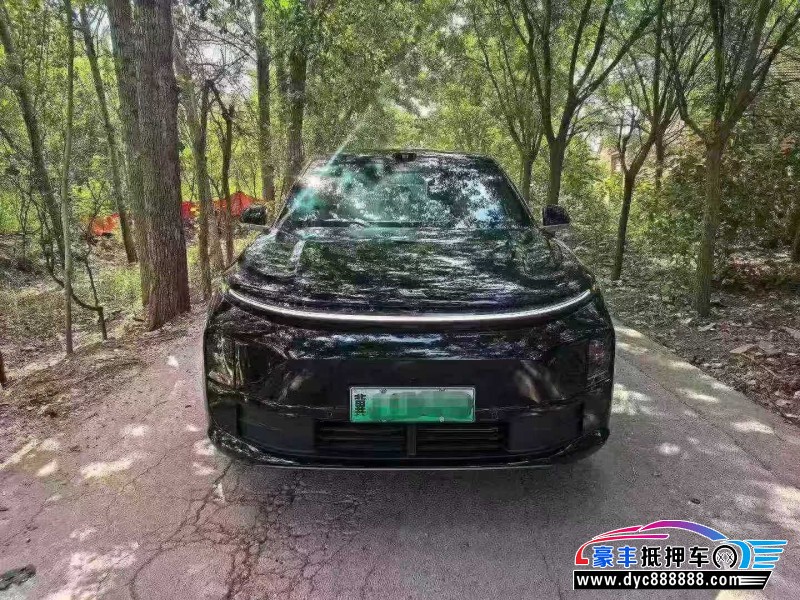 25年理想L6轿车抵押车出售