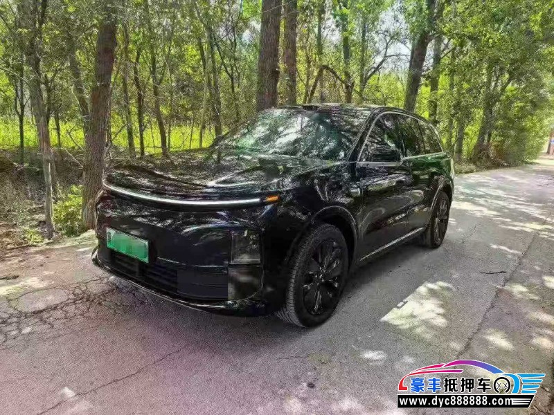 25年理想L6轿车抵押车出售