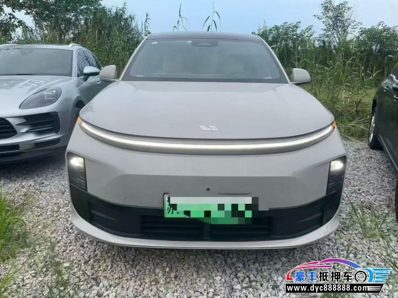 24年理想L6轿车抵押车出售
