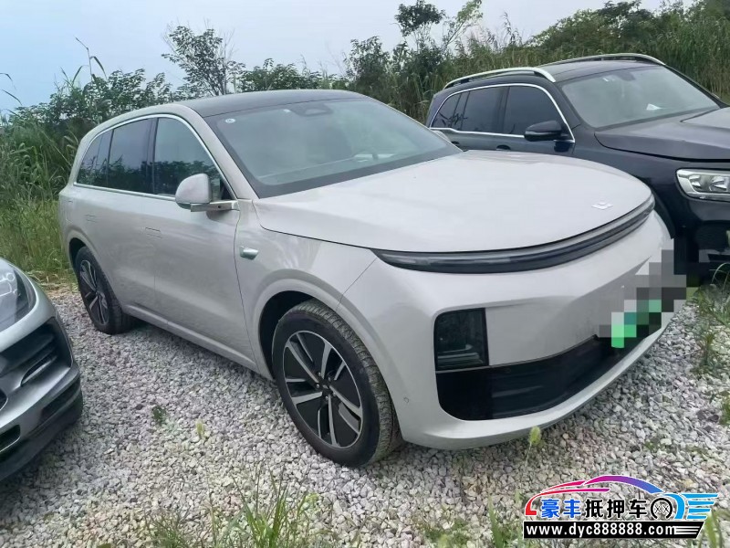 24年理想L6轿车抵押车出售