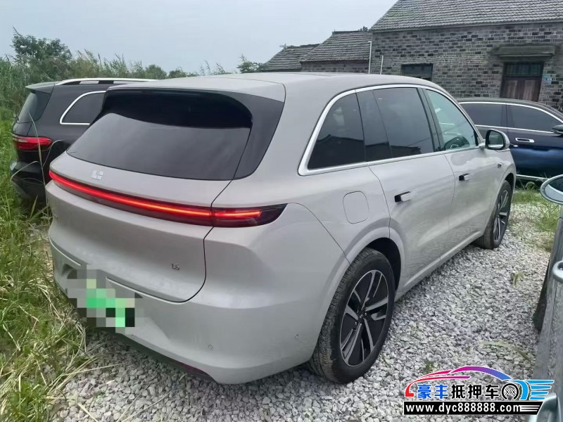 24年理想L6轿车抵押车出售