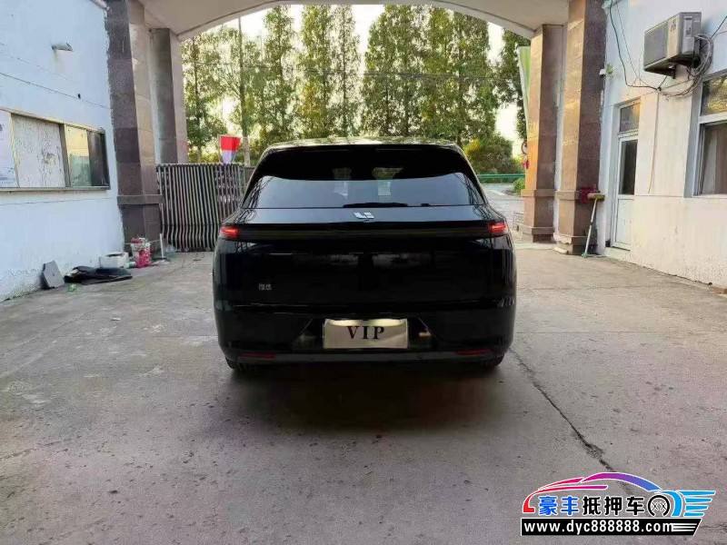 23年理想L7轿车抵押车出售