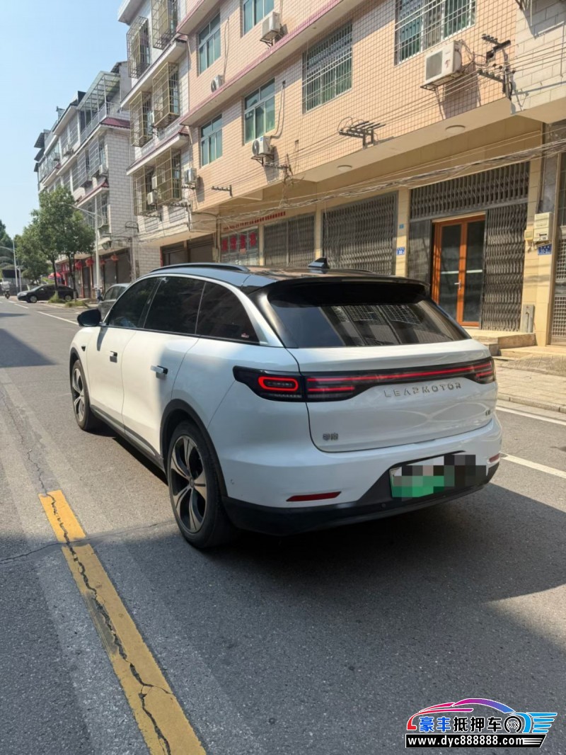 22年零跑C11SUV抵押车出售