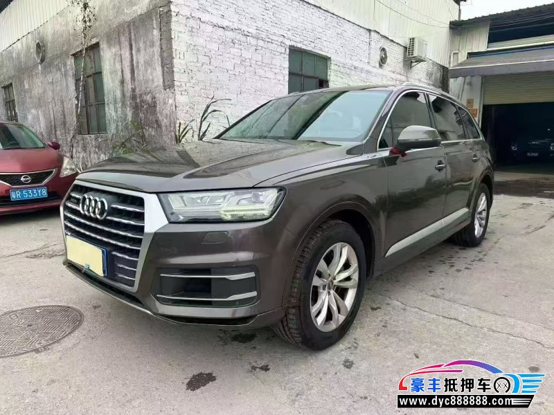 18年奥迪Q7轿车抵押车出售