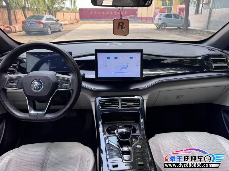 24年比亚迪秦轿车抵押车出售