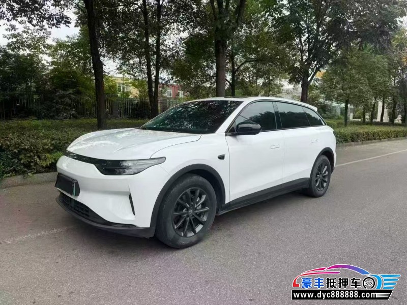 23年零跑C11轿车抵押车出售