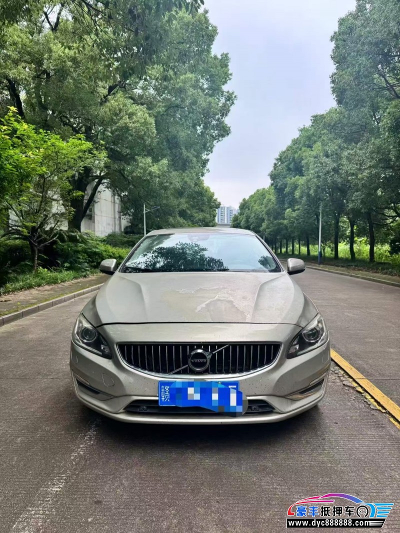 20年沃尔沃S60轿车抵押车出售