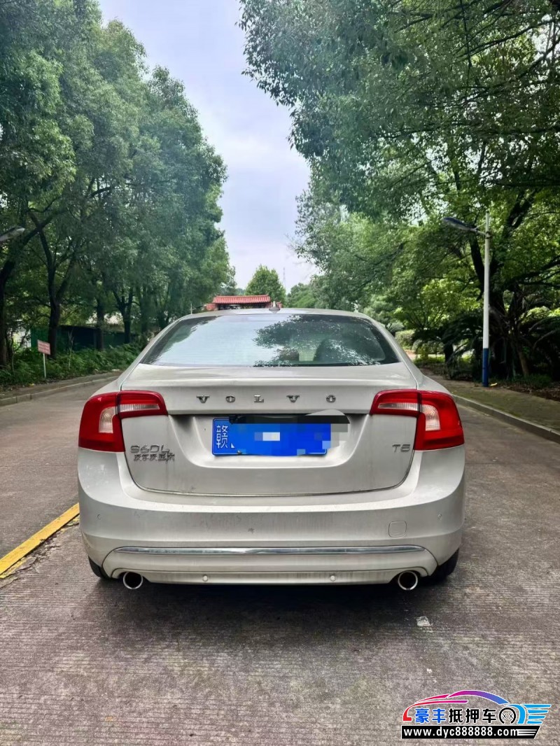 20年沃尔沃S60轿车抵押车出售