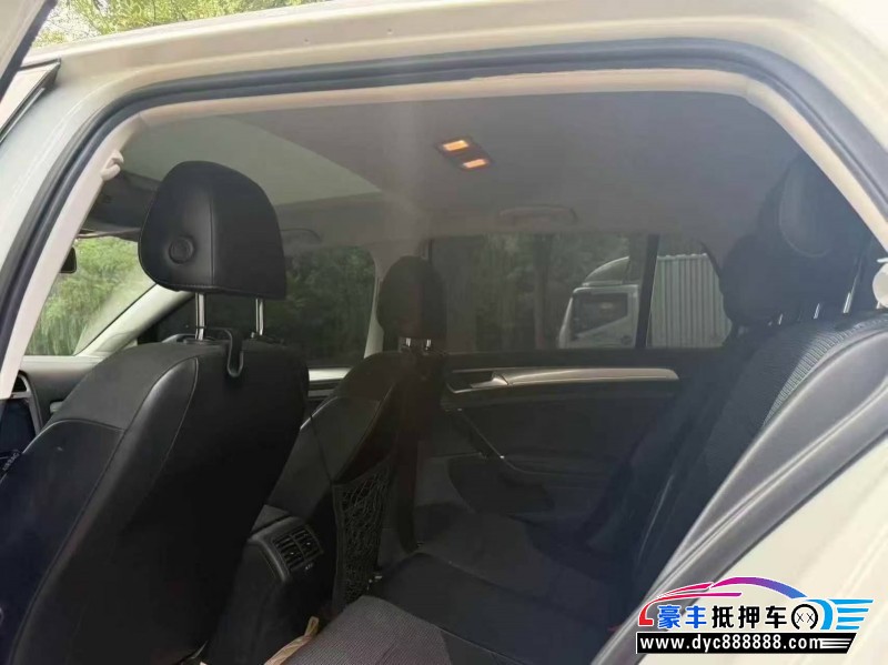 18年大众高尔夫SUV抵押车出售