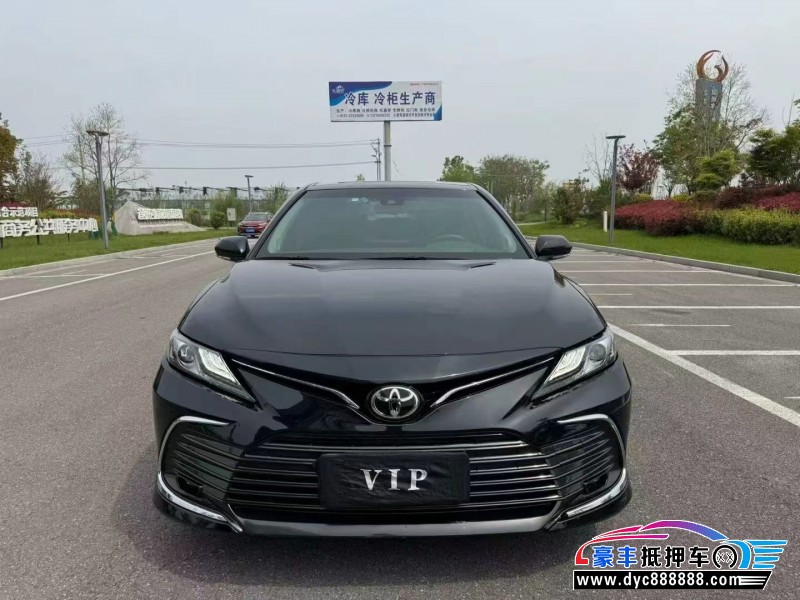 抵押车出售22年丰田凯美瑞轿车