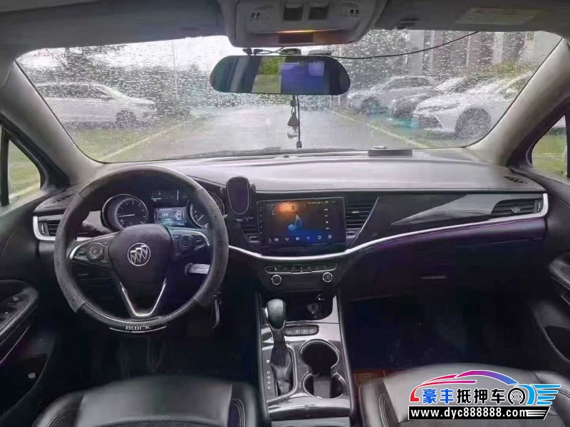 20年别克威朗轿车抵押车出售