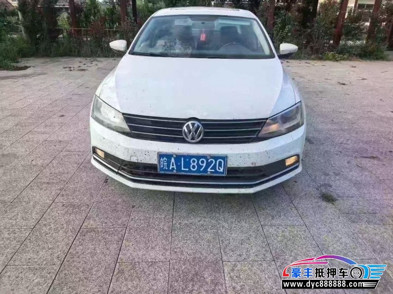 18年大众速腾轿车抵押车出售