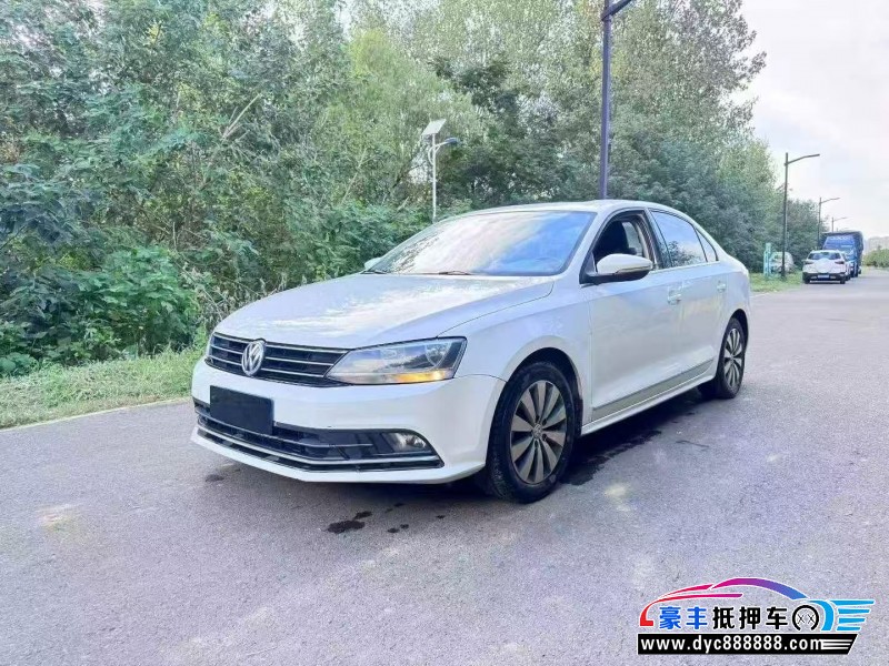 17年大众速腾轿车抵押车出售