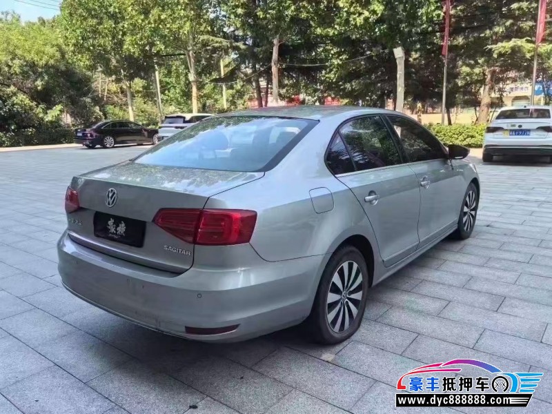 18年大众速腾轿车抵押车出售