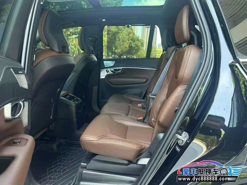 25年沃尔沃XC90轿车抵押车出售