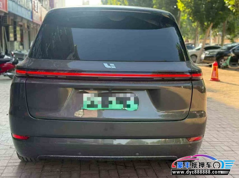 22年理想L9轿车抵押车出售