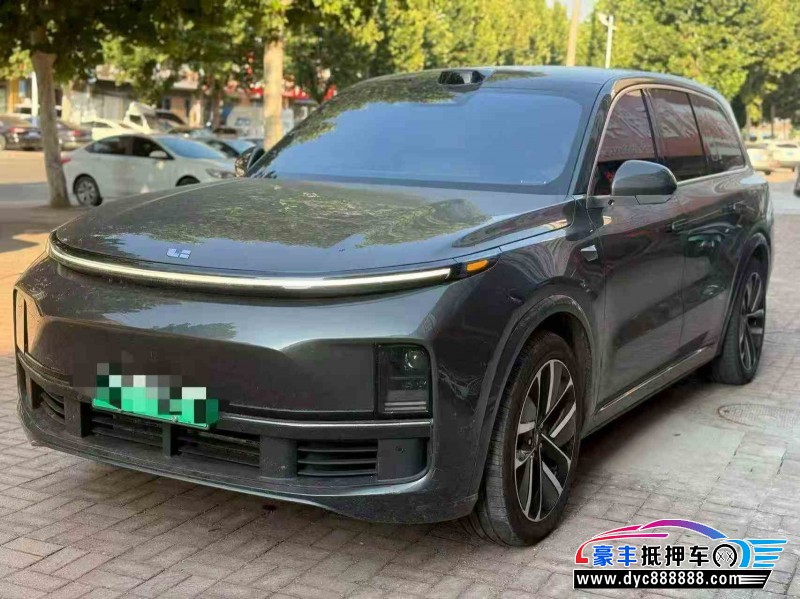 22年理想L9轿车抵押车出售