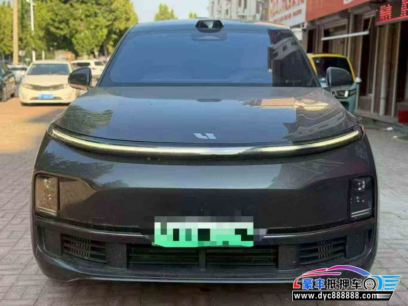 22年理想L9轿车抵押车出售