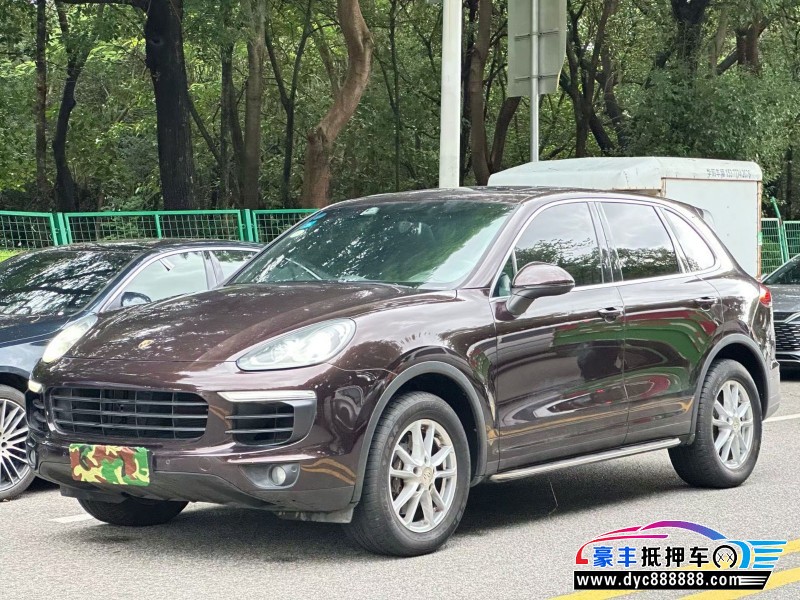 17年保时捷卡宴轿车抵押车出售