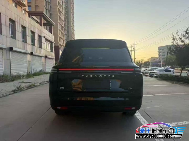 25年零跑C16轿车抵押车出售