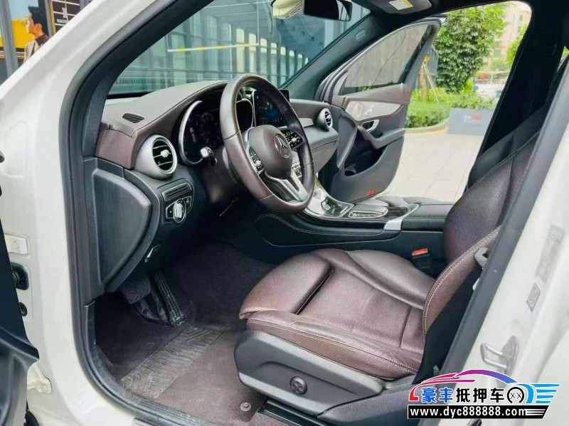 20年奔驰GLC轿车抵押车出售