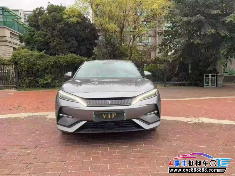 25年比亚迪宋轿车抵押车出售
