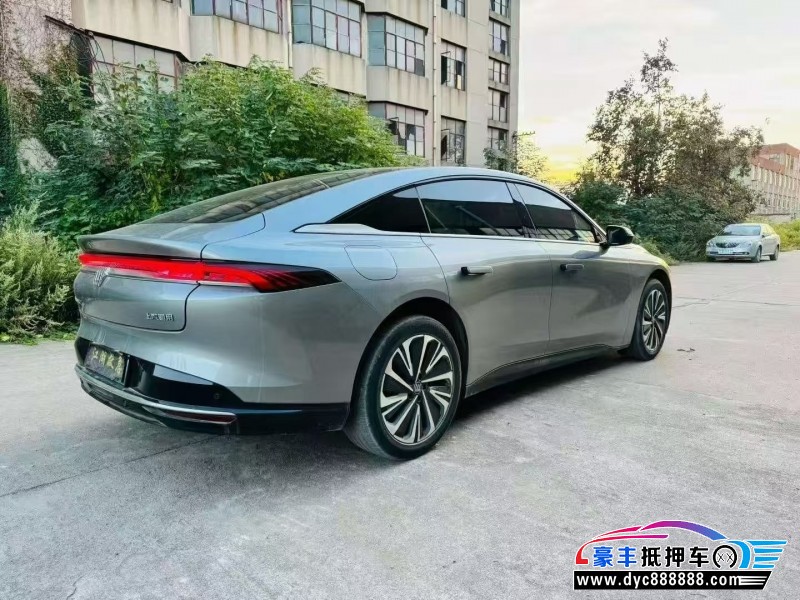 25年别克致境L7轿车抵押车出售