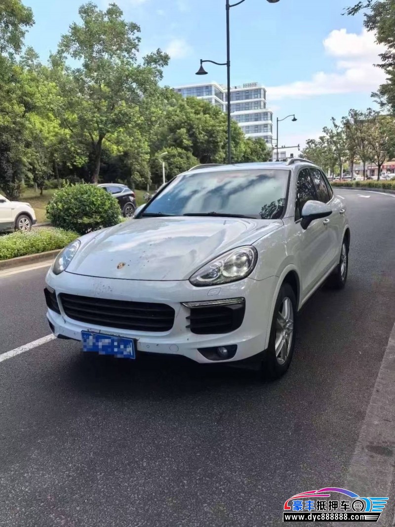 18年保时捷卡宴轿车抵押车出售
