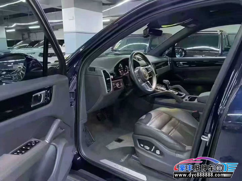 21年保时捷卡宴轿车抵押车出售