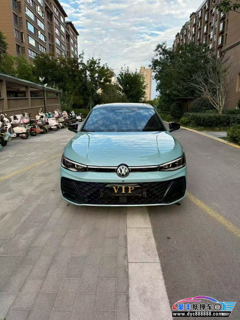抵押车出售25年大众帕萨特轿车