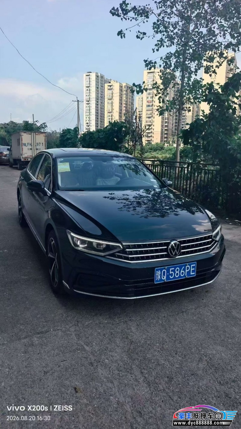 26年大众迈腾轿车抵押车出售