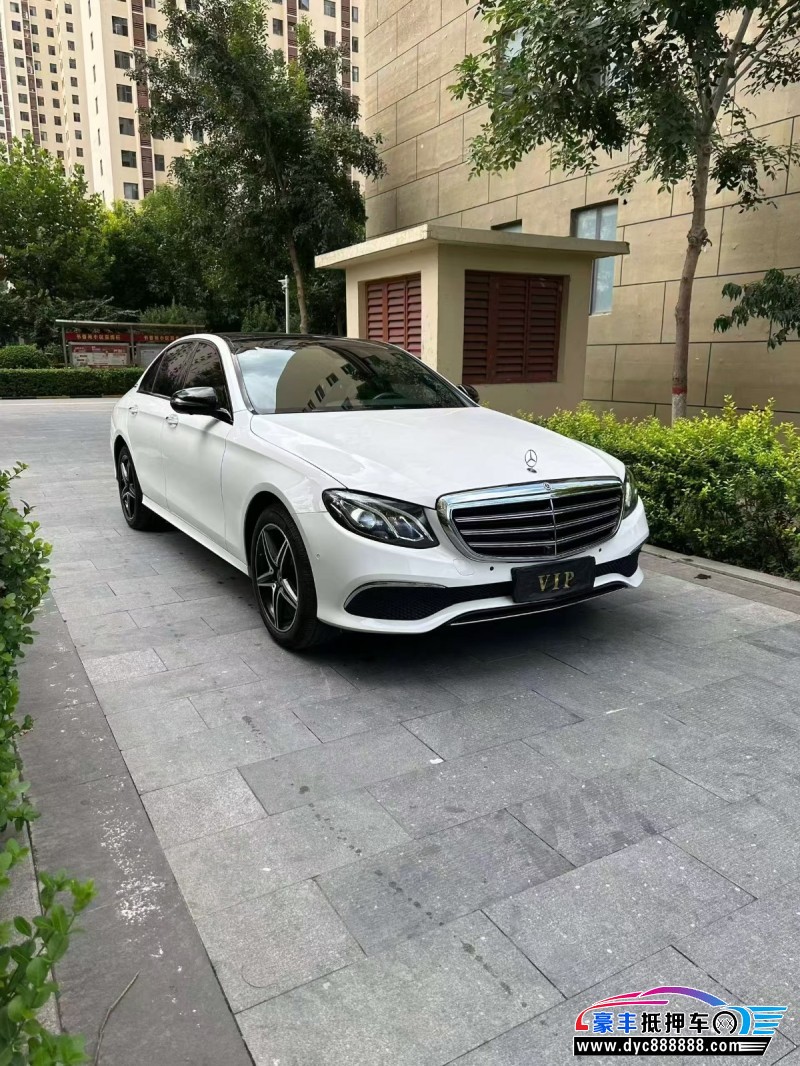 19年奔驰E轿车抵押车出售