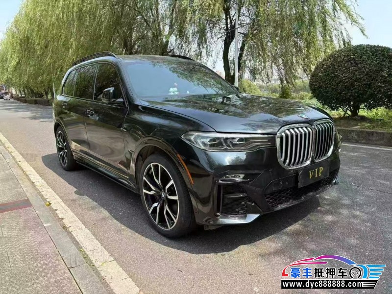 22年宝马X7SUV抵押车出售