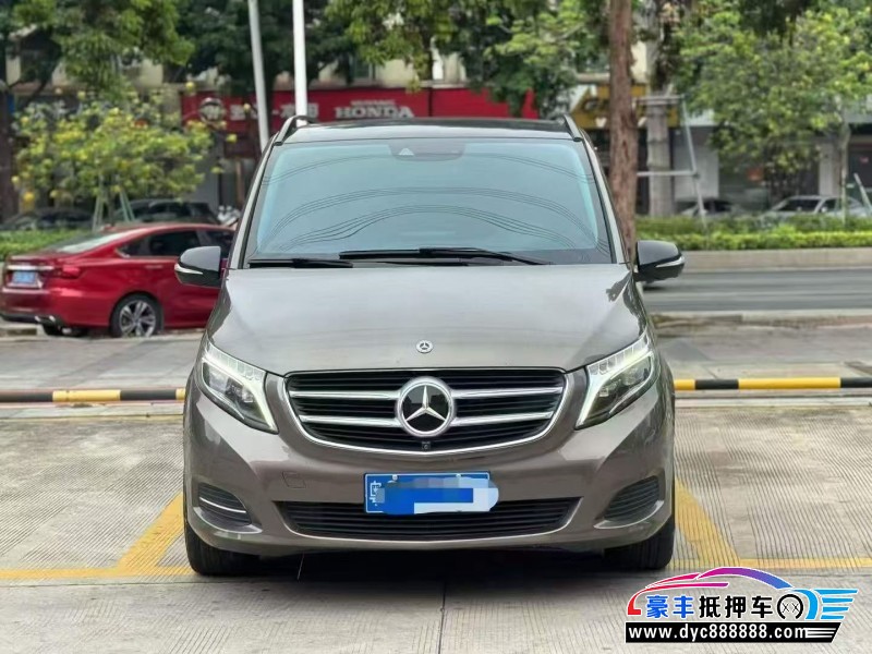 18年奔驰V轿车抵押车出售