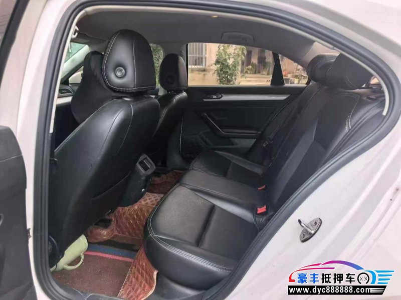 18年大众凌渡轿车抵押车出售