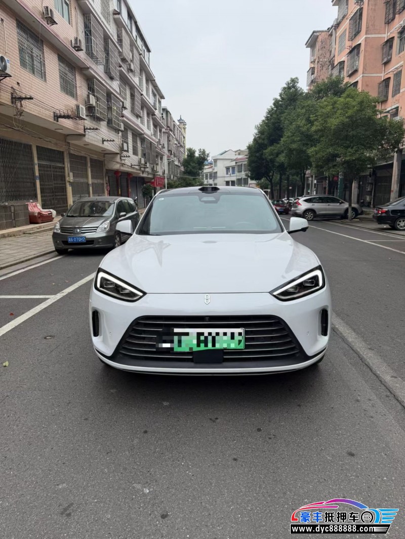 抵押车出售24年华为问界轿车