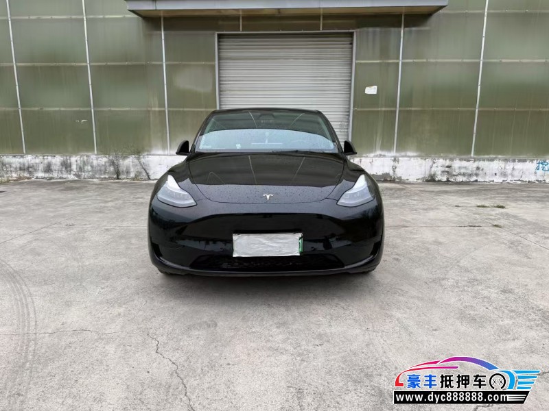 抵押车出售22年特斯拉Model Y轿车